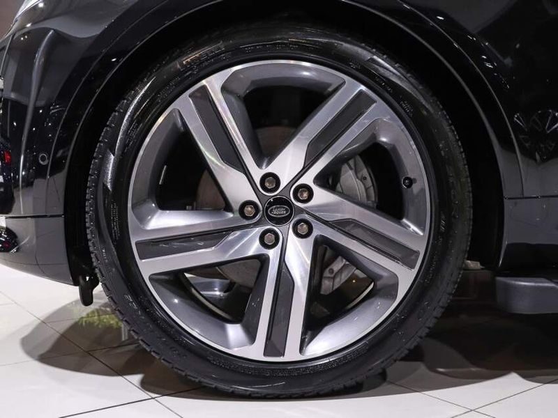 Land Rover DISCOVERY 3.0 D300 TURBO DIESEL MHEV R-DYNAMIC HSE AUTOMÁTICO 2023/2023 VIA BELLA VEÍCULOS ESPECIAIS CAXIAS DO SUL / Carros no Vale