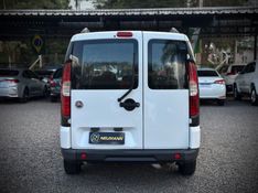 Fiat DOBLO ESSENCE 1.8 16V 2013 NEUMANN VEÍCULOS ARROIO DO MEIO / Carros no Vale