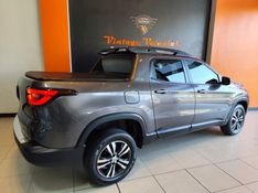 Fiat TORO 1.3 TURBO 270 FLEX FREEDOM AT6 2021/2022 VINTAGE VEÍCULOS CAXIAS DO SUL / Carros no Vale