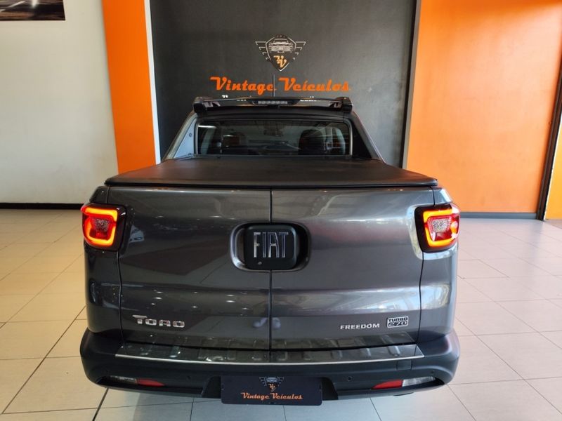 Fiat TORO 1.3 TURBO 270 FLEX FREEDOM AT6 2021/2022 VINTAGE VEÍCULOS CAXIAS DO SUL / Carros no Vale