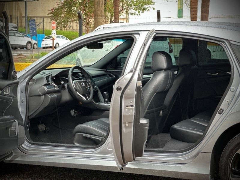 Honda CIVIC SEDAN EXL 16V 2017 NEUMANN VEÍCULOS ARROIO DO MEIO / Carros no Vale