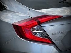 Honda CIVIC SEDAN EXL 16V 2017 NEUMANN VEÍCULOS ARROIO DO MEIO / Carros no Vale