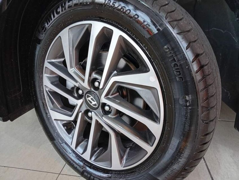 Hyundai HB20 1.0 12V FLEX LIMITED MANUAL 2023/2024 VINTAGE VEÍCULOS CAXIAS DO SUL / Carros no Vale