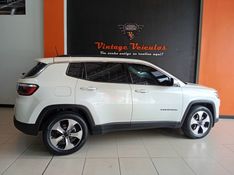 JEEP COMPASS 2.0 16V FLEX LONGITUDE AUTOMÁTICO 2018/2018 VINTAGE VEÍCULOS CAXIAS DO SUL / Carros no Vale