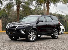 Toyota HILUX SW4 SRX 2.8 2019 NEUMANN VEÍCULOS ARROIO DO MEIO / Carros no Vale