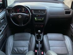 Volkswagen FOX 1.6 MI PRIME 8V FLEX 4P MANUAL 2010/2011 VINTAGE VEÍCULOS CAXIAS DO SUL / Carros no Vale