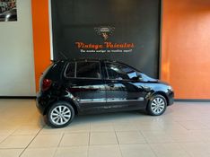 Volkswagen FOX 1.6 MI PRIME 8V FLEX 4P MANUAL 2010/2011 VINTAGE VEÍCULOS CAXIAS DO SUL / Carros no Vale