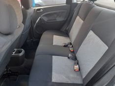 Ford FIESTA SEDAN CLASS 1.6 8V 2011 FERREIRA VEÍCULOS VENÂNCIO AIRES / Carros no Vale