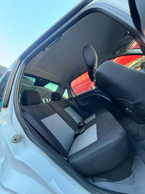 Ford FIESTA SEDAN CLASS 1.6 8V 2012 FERREIRA VEÍCULOS VENÂNCIO AIRES / Carros no Vale