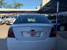 Ford FIESTA SEDAN CLASS 1.6 8V 2012 FERREIRA VEÍCULOS VENÂNCIO AIRES / Carros no Vale