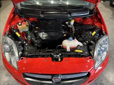 FIAT BRAVO 1.8 Sporting 16V 2015/2016 M&C AUTOMÓVEIS CAXIAS DO SUL / Carros no Vale