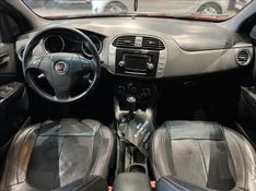 FIAT BRAVO 1.8 Sporting 16V 2015/2016 M&C AUTOMÓVEIS CAXIAS DO SUL / Carros no Vale