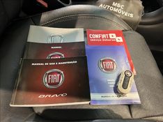 FIAT BRAVO 1.8 Sporting 16V 2015/2016 M&C AUTOMÓVEIS CAXIAS DO SUL / Carros no Vale