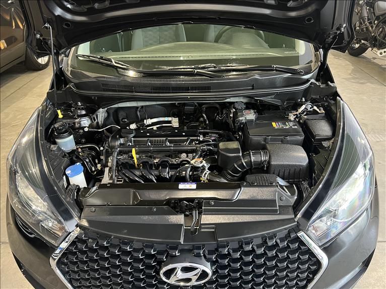 HYUNDAI HB20S 1.6 Comfort Plus 16V 2018/2019 M&C AUTOMÓVEIS CAXIAS DO SUL / Carros no Vale
