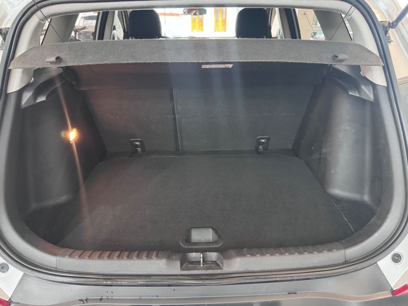 Chevrolet Tracker Lt 1.0 Turbo 12v 2020/2021 COVEL VEICULOS ENCANTADO / Carros no Vale