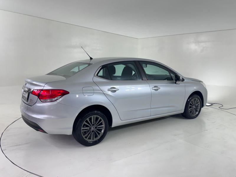 Citroen C4 Lounge Origine Thp 173 2017/2018 COVEL VEICULOS ENCANTADO / Carros no Vale
