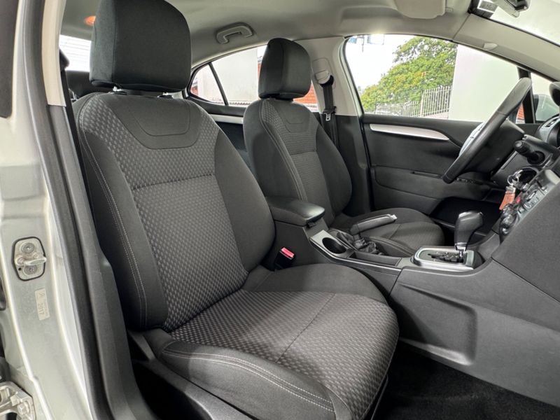 Citroen C4 Lounge Origine Thp 173 2017/2018 COVEL VEICULOS ENCANTADO / Carros no Vale