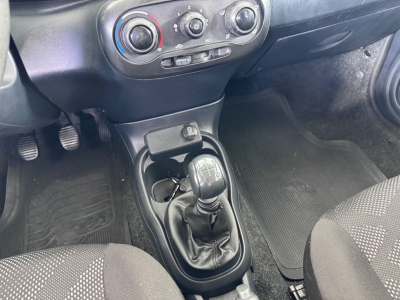 Fiat Mobi Like 2020/2020 COVEL VEICULOS ENCANTADO / Carros no Vale