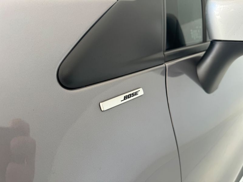 Renault Captur Intense Bose 1.6 16v 2020/2021 COVEL VEICULOS ENCANTADO / Carros no Vale