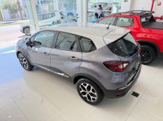 Renault Captur Intense Bose 1.6 16v 2020/2021 COVEL VEICULOS ENCANTADO / Carros no Vale