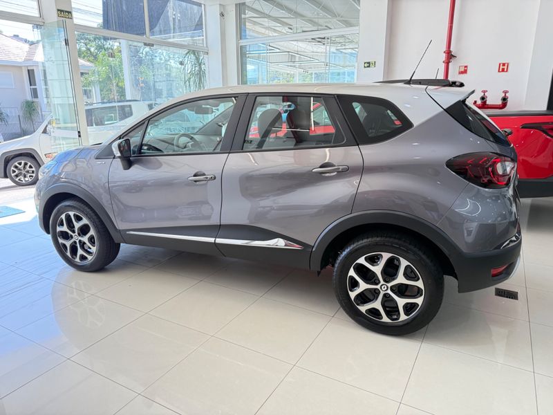 Renault Captur Intense Bose 1.6 16v 2020/2021 COVEL VEICULOS ENCANTADO / Carros no Vale