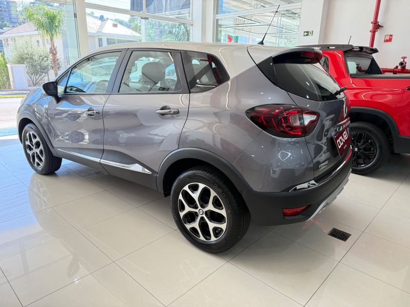Renault Captur Intense Bose 1.6 16v 2020/2021 COVEL VEICULOS ENCANTADO / Carros no Vale