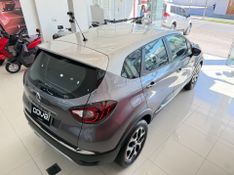 Renault Captur Intense Bose 1.6 16v 2020/2021 COVEL VEICULOS ENCANTADO / Carros no Vale
