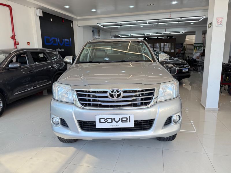 Toyota Hilux 2.7 Vvt-i Cd Srv 4×2 2015/2015 COVEL VEICULOS ENCANTADO / Carros no Vale