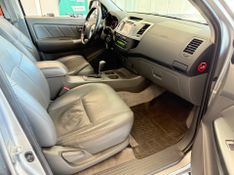 Toyota Hilux 2.7 Vvt-i Cd Srv 4×2 2015/2015 COVEL VEICULOS ENCANTADO / Carros no Vale