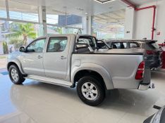 Toyota Hilux 2.7 Vvt-i Cd Srv 4×2 2015/2015 COVEL VEICULOS ENCANTADO / Carros no Vale