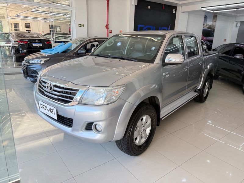 Toyota Hilux 2.7 Vvt-i Cd Srv 4×2 2015/2015 COVEL VEICULOS ENCANTADO / Carros no Vale