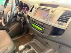 Toyota Hilux 2.7 Vvt-i Cd Srv 4×2 2015/2015 COVEL VEICULOS ENCANTADO / Carros no Vale