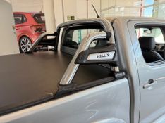 Toyota Hilux 2.7 Vvt-i Cd Srv 4×2 2015/2015 COVEL VEICULOS ENCANTADO / Carros no Vale
