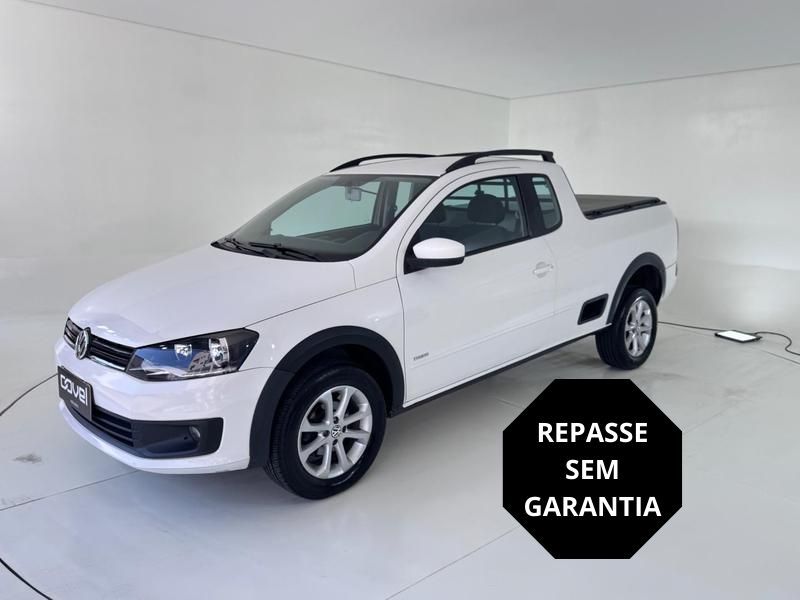 Volkswagen Saveiro Ce 2013/2014 COVEL VEICULOS ENCANTADO / Carros no Vale