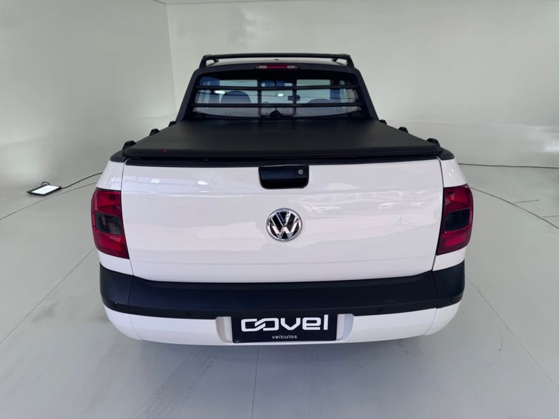 Volkswagen Saveiro Ce 2013/2014 COVEL VEICULOS ENCANTADO / Carros no Vale