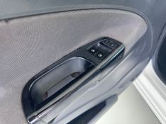 Volkswagen Saveiro Ce 2013/2014 COVEL VEICULOS ENCANTADO / Carros no Vale