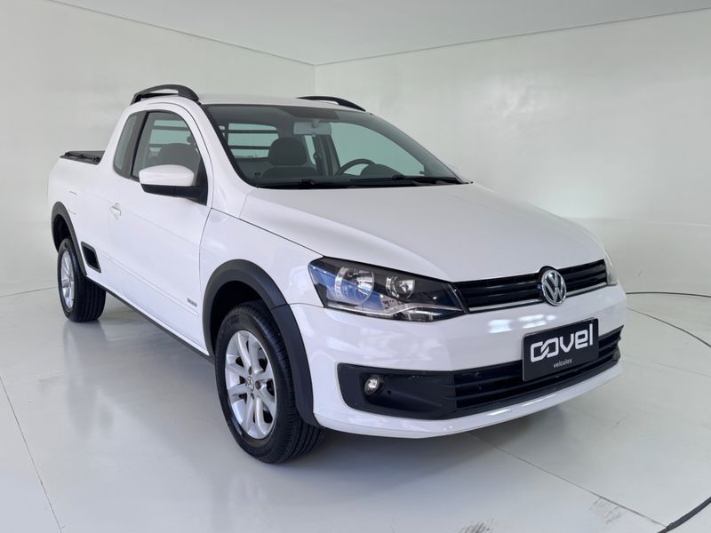 Volkswagen Saveiro Ce 2013/2014 COVEL VEICULOS ENCANTADO / Carros no Vale
