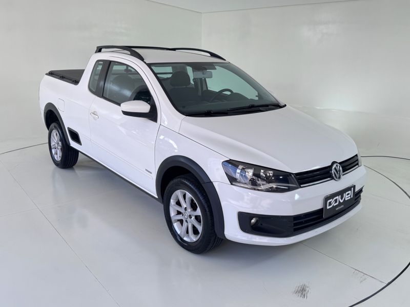 Volkswagen Saveiro Ce 2013/2014 COVEL VEICULOS ENCANTADO / Carros no Vale