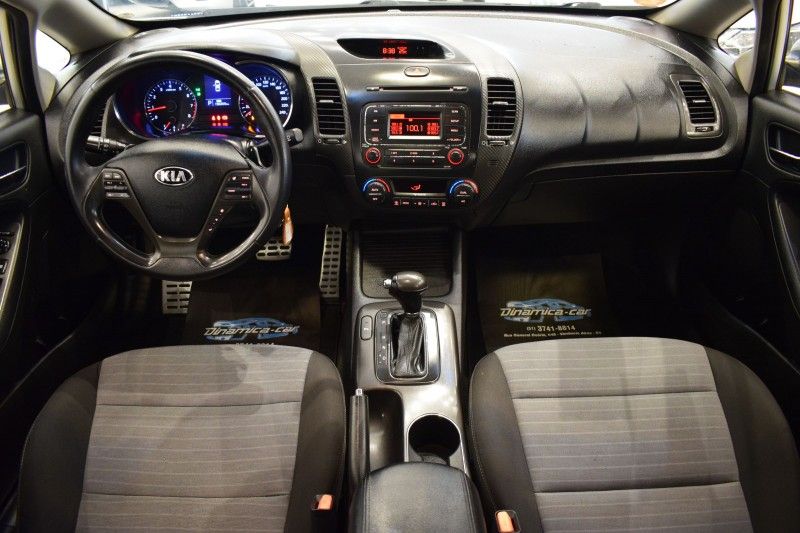 Kia CERATO 1.6 2014 DINAMICA-CAR VENÂNCIO AIRES / Carros no Vale