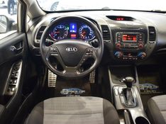 Kia CERATO 1.6 2014 DINAMICA-CAR VENÂNCIO AIRES / Carros no Vale