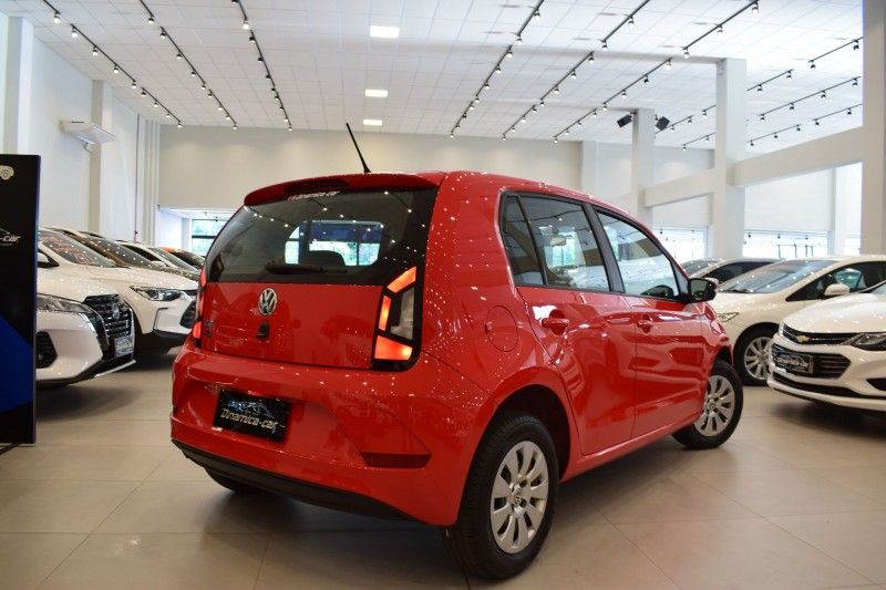 Volkswagen UP MOVE 1.0 2020 DINAMICA-CAR VENÂNCIO AIRES / Carros no Vale