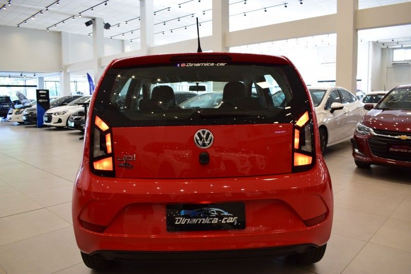 Volkswagen UP MOVE 1.0 2020 DINAMICA-CAR VENÂNCIO AIRES / Carros no Vale