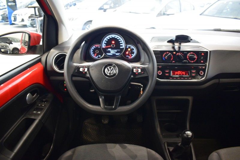 Volkswagen UP MOVE 1.0 2020 DINAMICA-CAR VENÂNCIO AIRES / Carros no Vale
