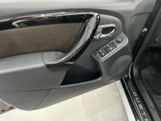 Renault Sandero Stex 16m 2018/2019 SIM AUTOMÓVEIS ROLANTE / Carros no Vale