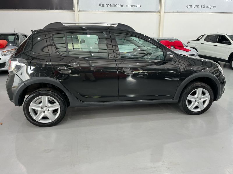 Renault Sandero Stex 16m 2018/2019 SIM AUTOMÓVEIS ROLANTE / Carros no Vale