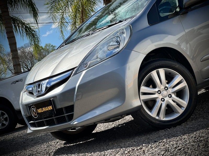Honda FIT EX 1.5 16V 2014 NEUMANN VEÍCULOS ARROIO DO MEIO / Carros no Vale