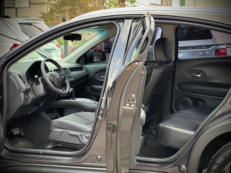 Honda HR-V EX 1.8 16V 2016 NEUMANN VEÍCULOS ARROIO DO MEIO / Carros no Vale