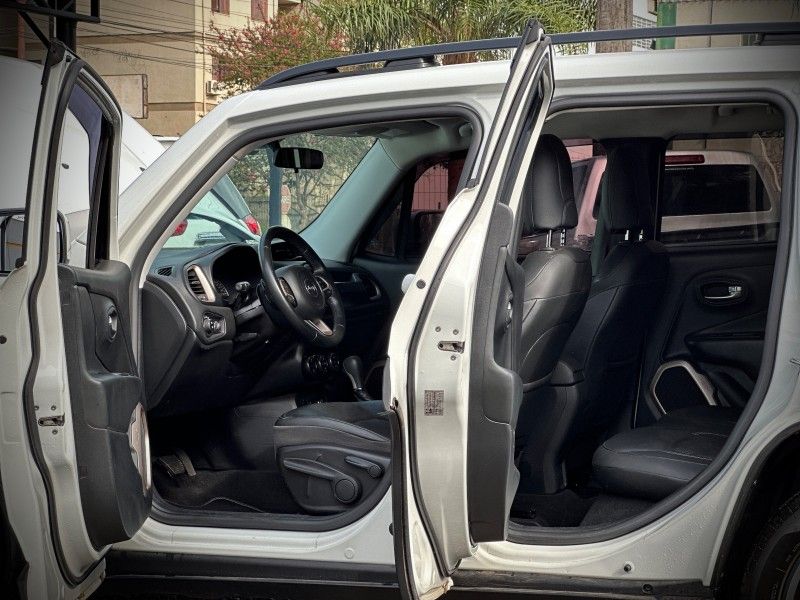 Jeep RENEGADE LONGITUDE 1.8 16V 2018 NEUMANN VEÍCULOS ARROIO DO MEIO / Carros no Vale