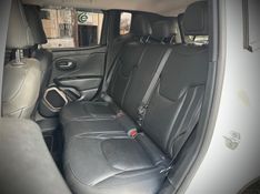 Jeep RENEGADE LONGITUDE 1.8 16V 2018 NEUMANN VEÍCULOS ARROIO DO MEIO / Carros no Vale