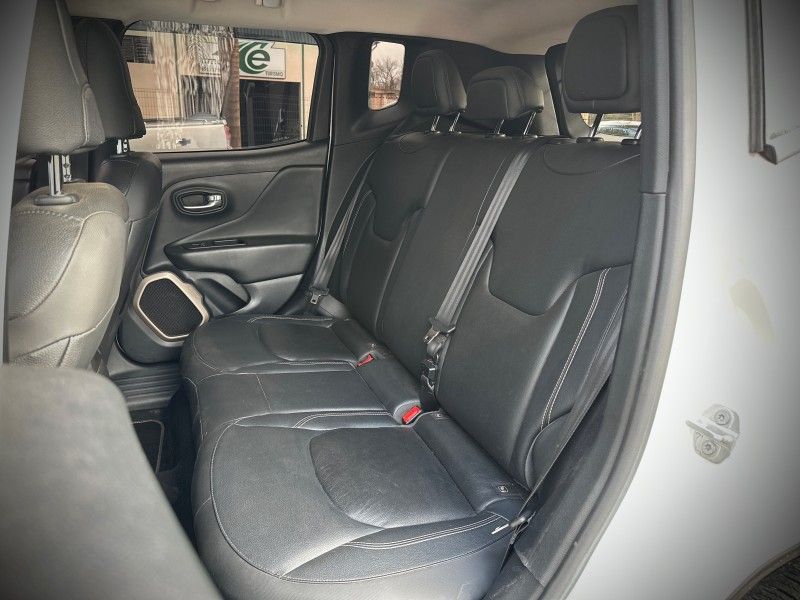 Jeep RENEGADE LONGITUDE 1.8 16V 2018 NEUMANN VEÍCULOS ARROIO DO MEIO / Carros no Vale